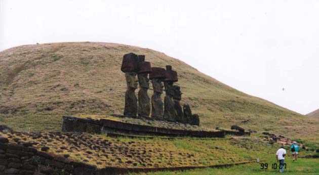 anakena2-3.jpg (29994 �o�C�g)